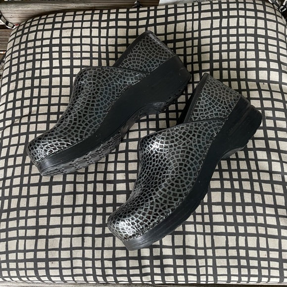 Dansko Pro Black Mosaic Clog Size 36 - Picture 3 of 7